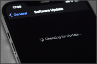 Oficjalna wersja aplikacji na iOS: powiadomienie o aktualizacji i szybkie akcje